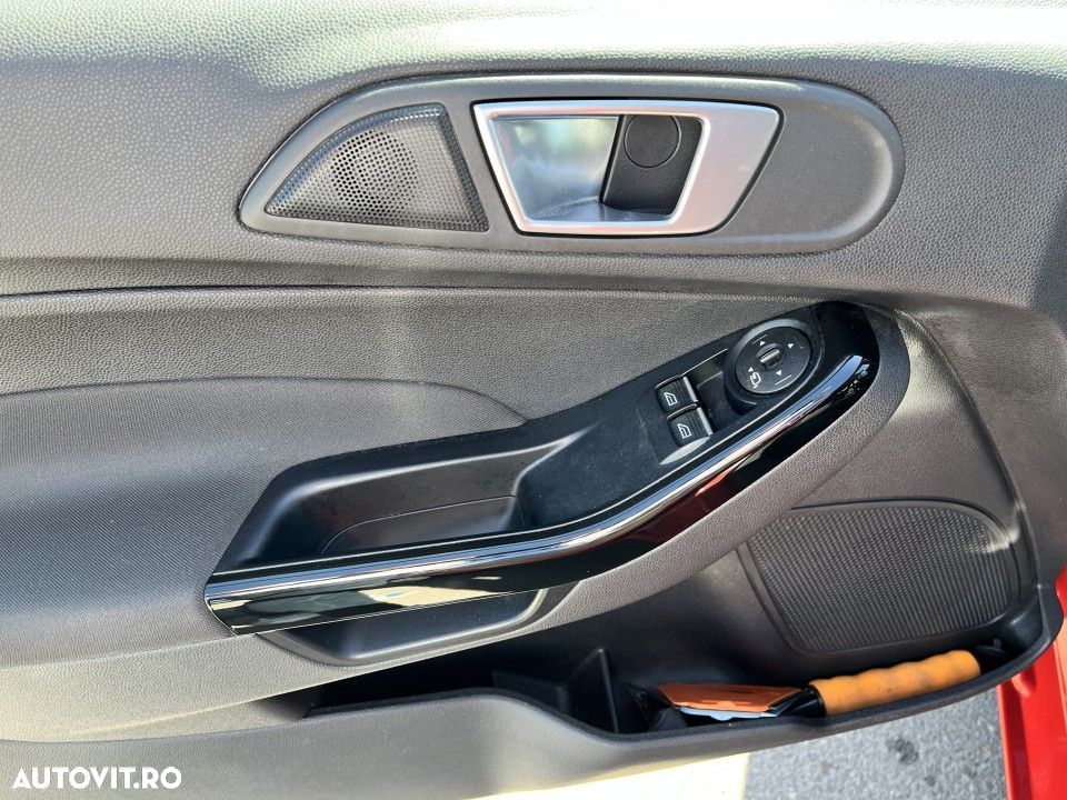 Ford Fiesta - 9