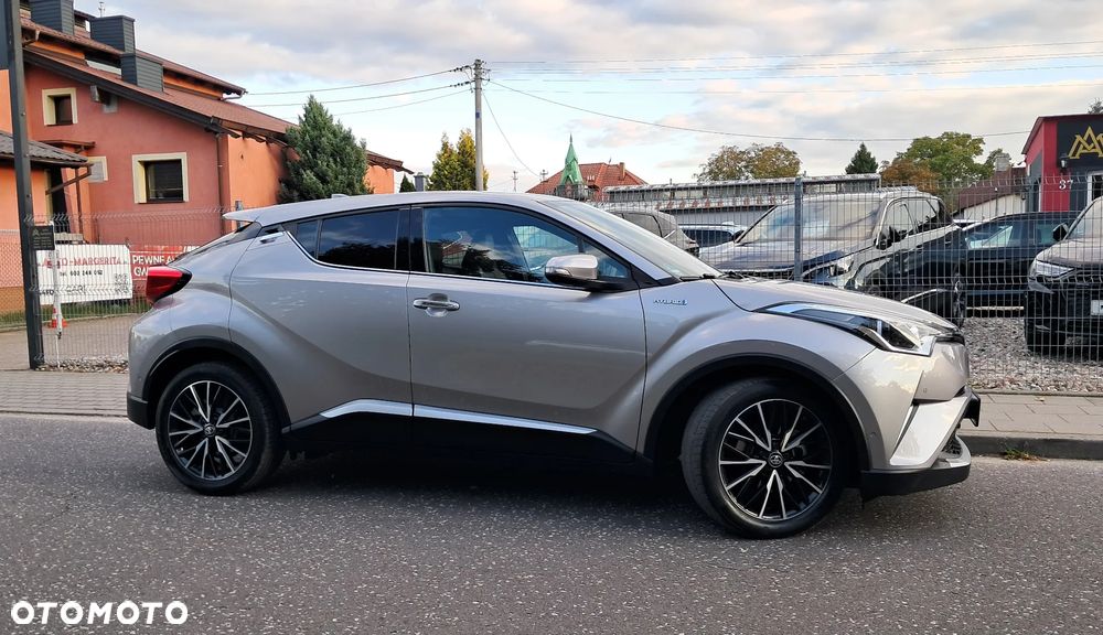 Toyota C-HR 1.8 Hybrid Prestige - 2