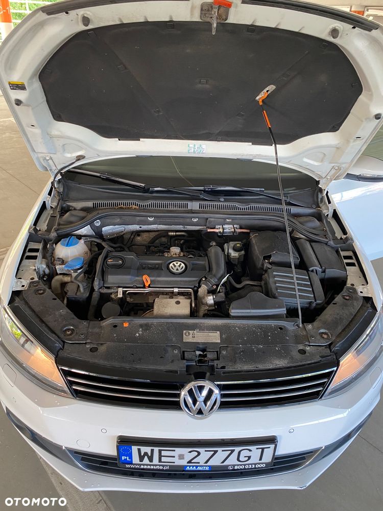 Volkswagen Jetta 1.4 TSI Highline - 7
