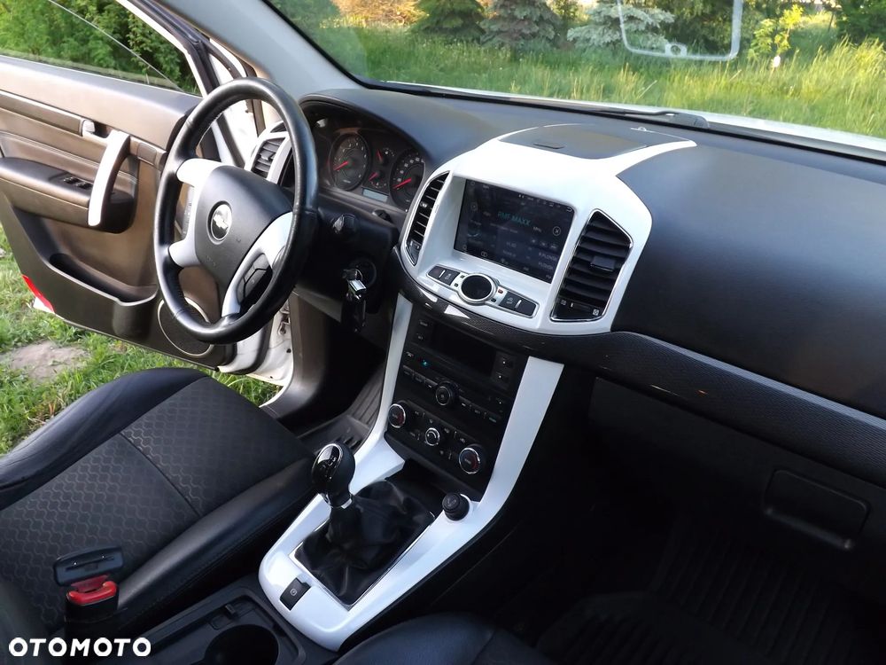 Chevrolet Captiva 2.4 2WD LT - 4