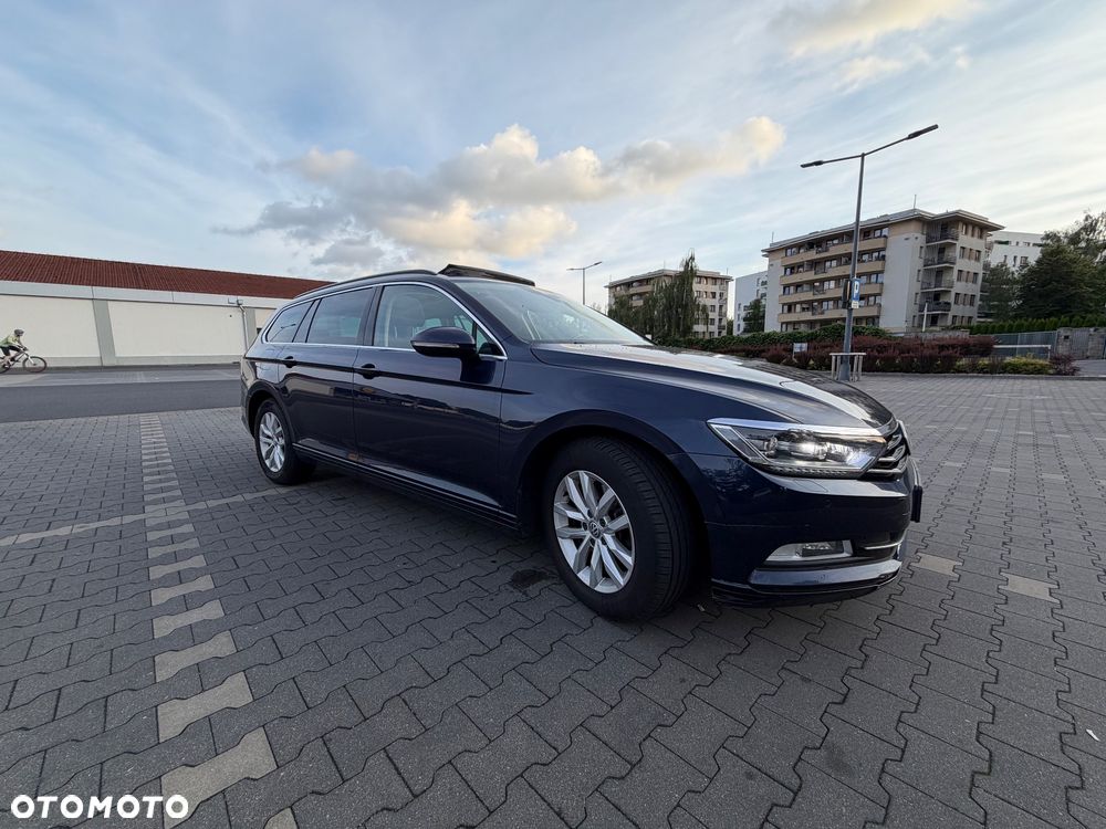 Volkswagen Passat 2.0 TDI SCR (BlueMotion Technology) DSG Comfortline - 4