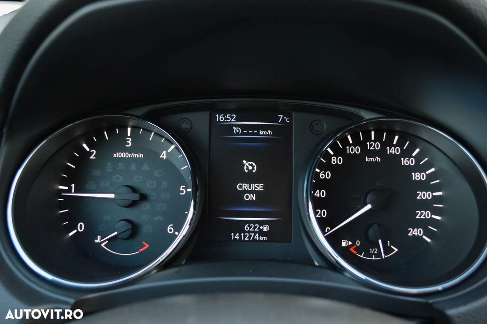 Nissan Qashqai 1.5 DCI N-Connecta - 9