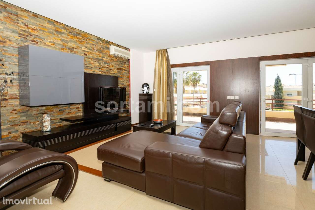 Apartamento T2+2 Venda em Quarteira,Loulé - Grande imagem: 2/24