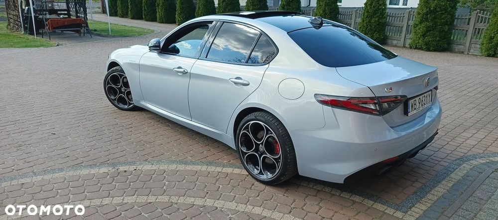 Alfa Romeo Giulia 2.0 Turbo Veloce TI Q4 - 12