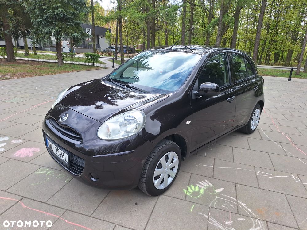 Nissan Micra - 1