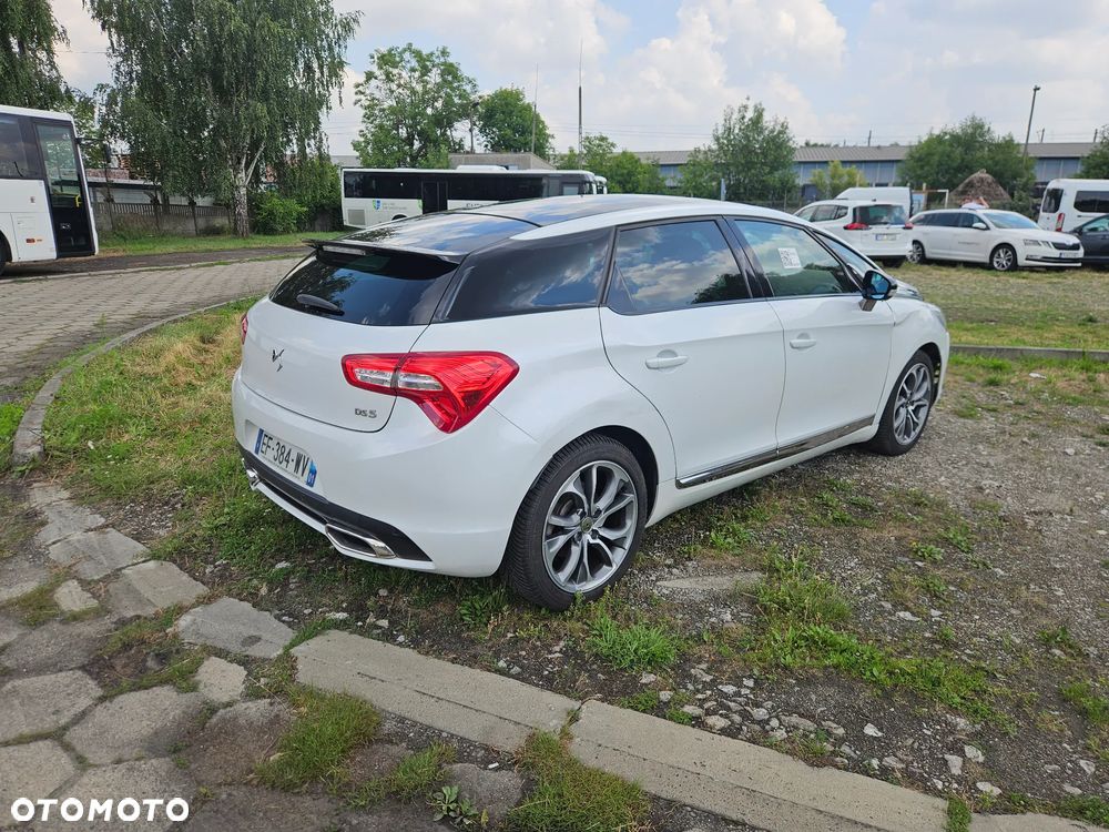 DS Automobiles DS 5 - 5