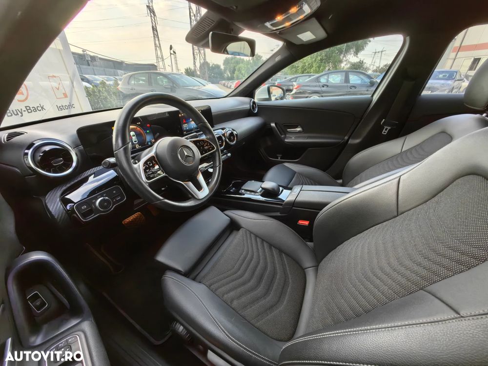Mercedes-Benz A 180 d Sedan 8G-DCT - 5