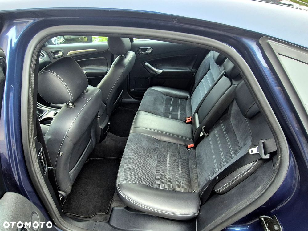 Ford Mondeo 2.5 Black Magic - 16