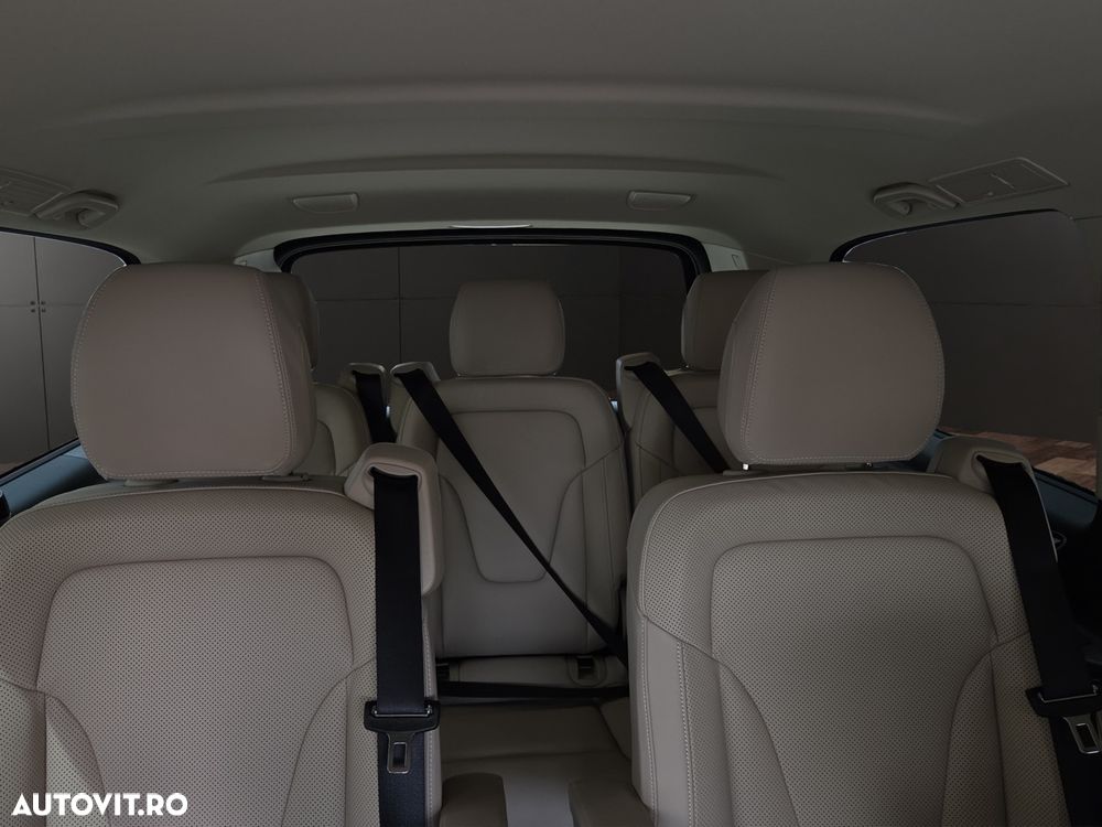 Mercedes-Benz V 300 d Extralang 4Matic 9G-TRONIC Exclusive - 13