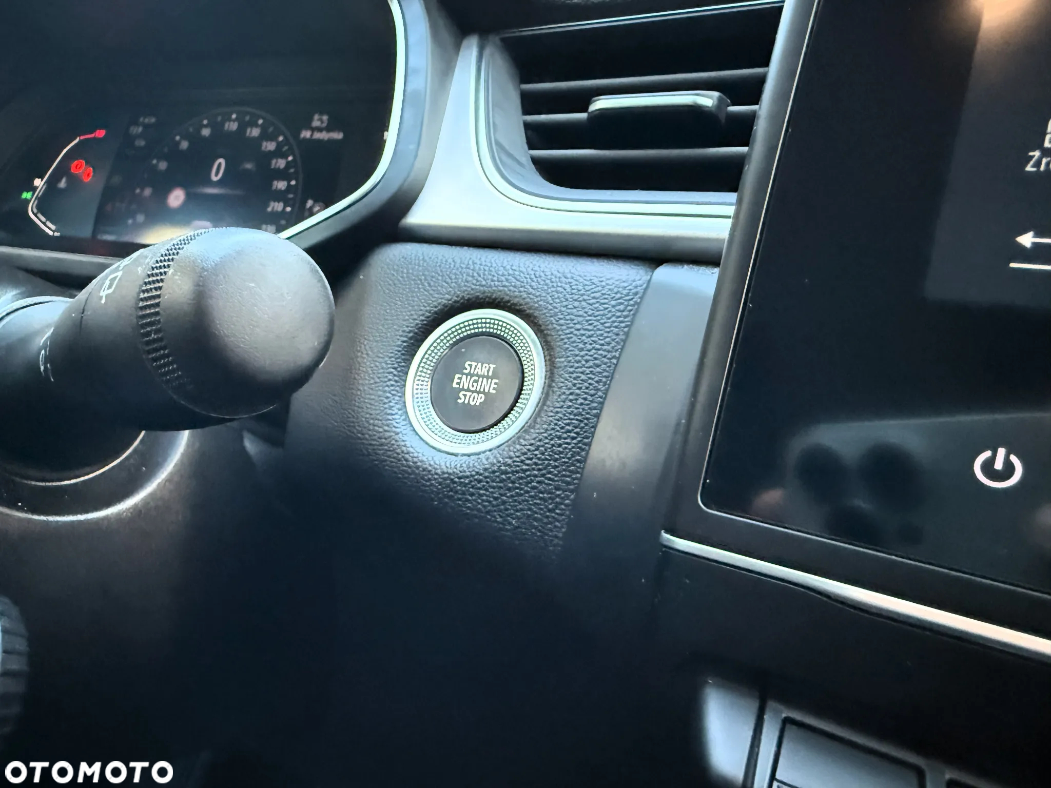 Renault Captur - 33