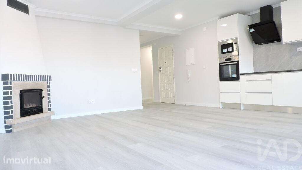Apartamento T4 em Amora - Grande imagem: 4/28