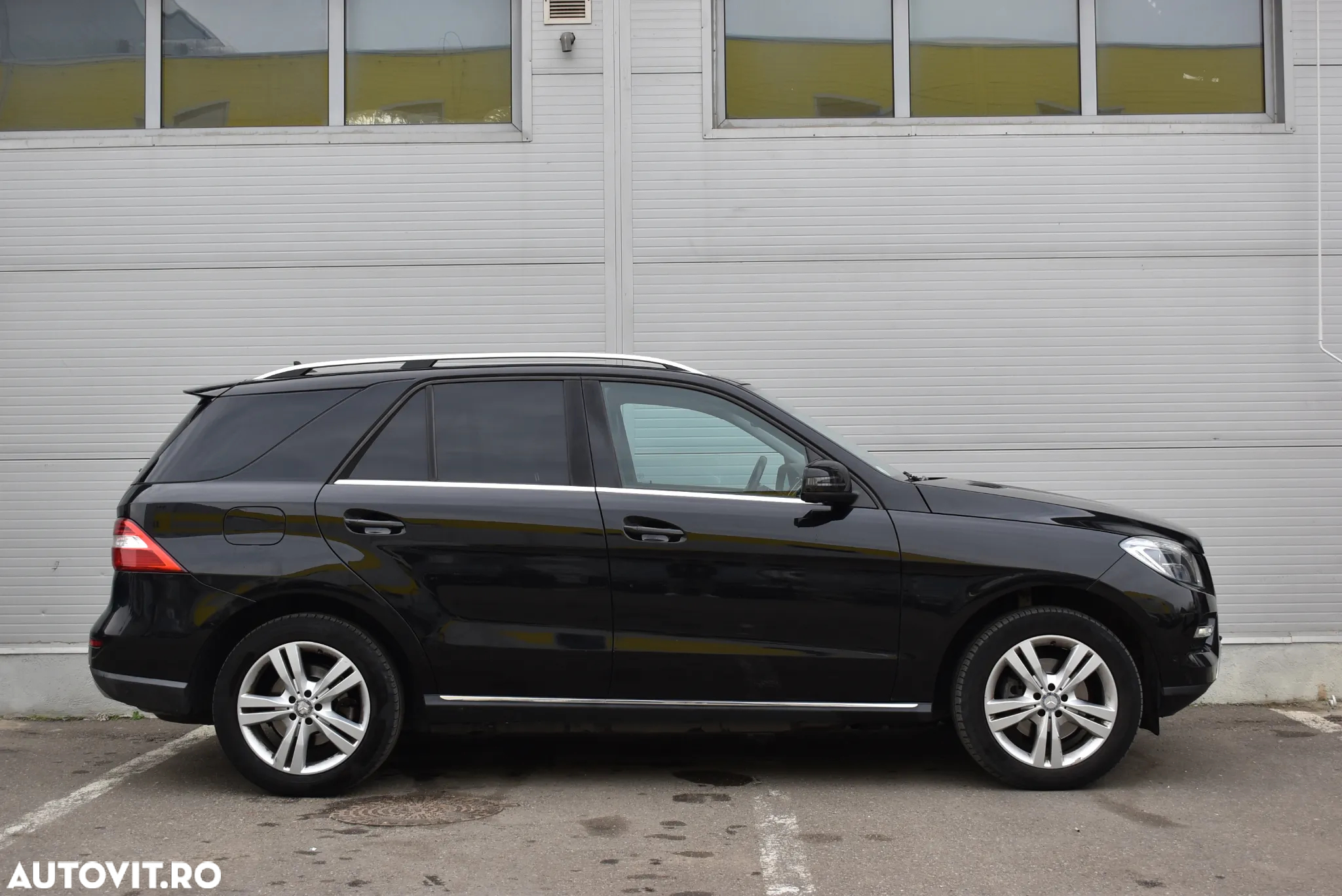 Mercedes-Benz ML 250 BlueTEC 4MATIC 7G-TRONIC - 7