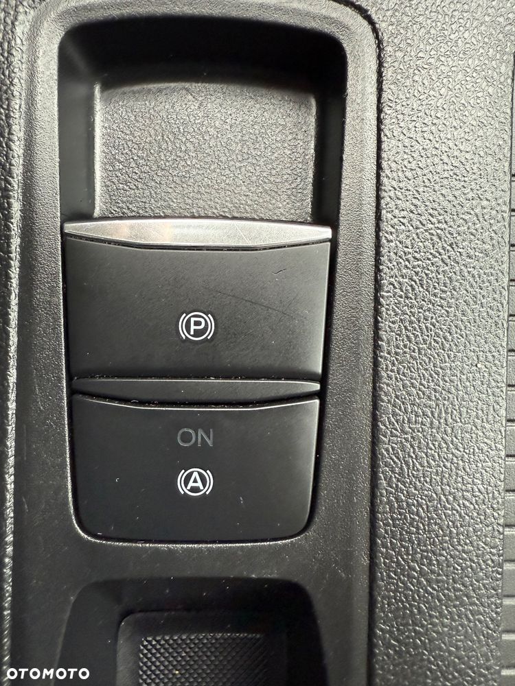 Ford Focus Turnier 1.5 EcoBlue Start-Stopp-System TITANIUM - 30