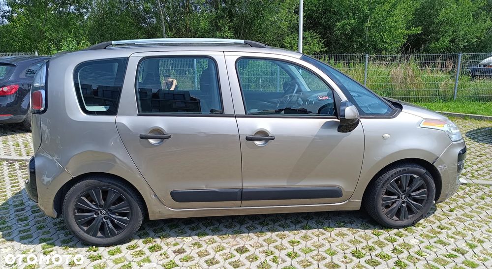 Citroën C3 Picasso 1.4i Attraction - 12