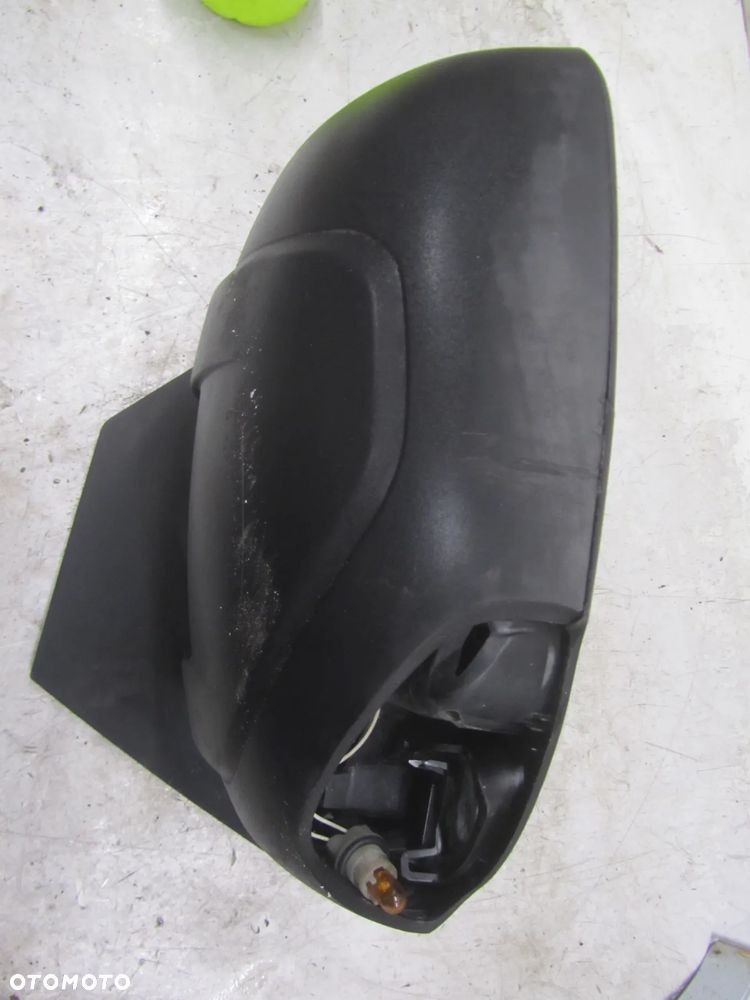 Renault Master III 2.3 dci lusterko lewy przód (uszkodzone) - 4