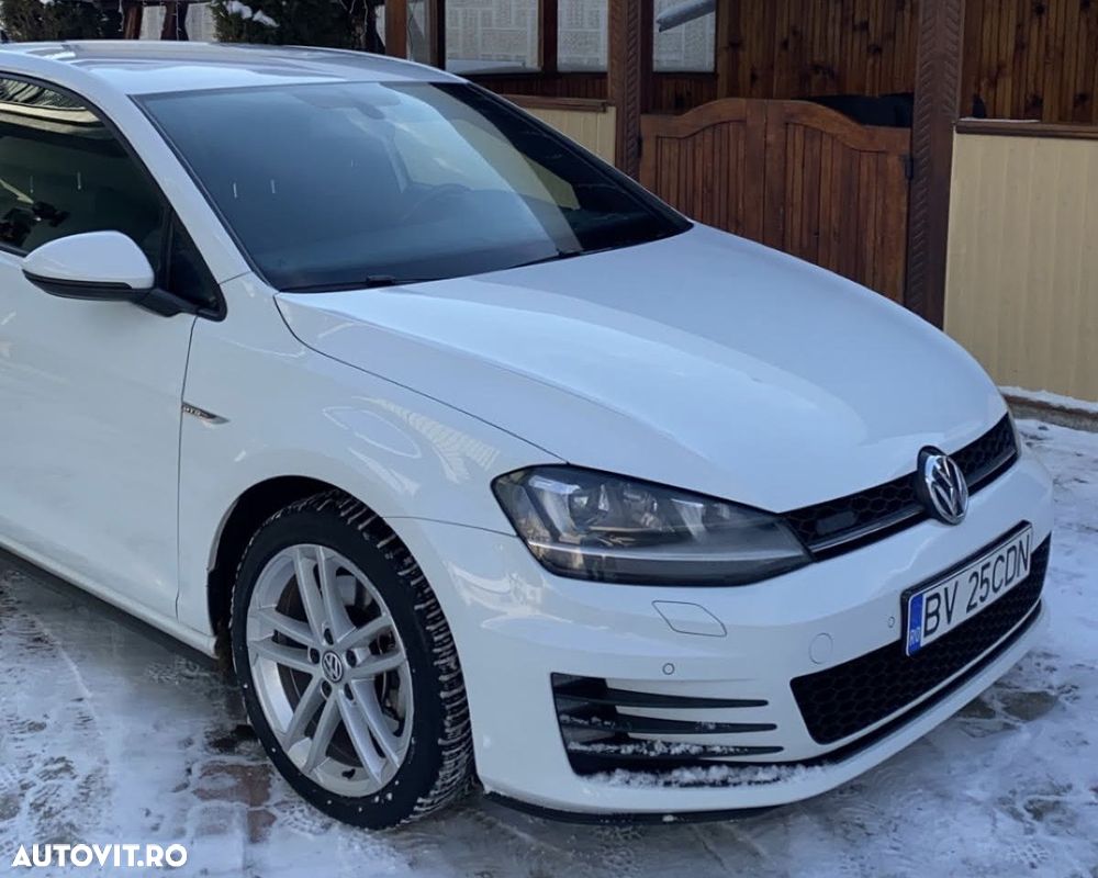 Volkswagen Golf GTD 2.0 TDI SCR DSG - 9