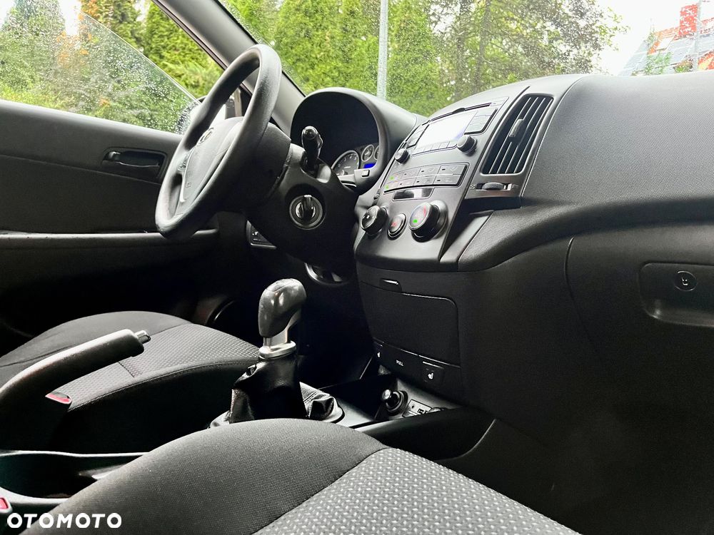 Hyundai i30 1.4 Blue Comfort - 11