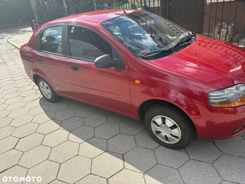 Chevrolet Aveo - 2