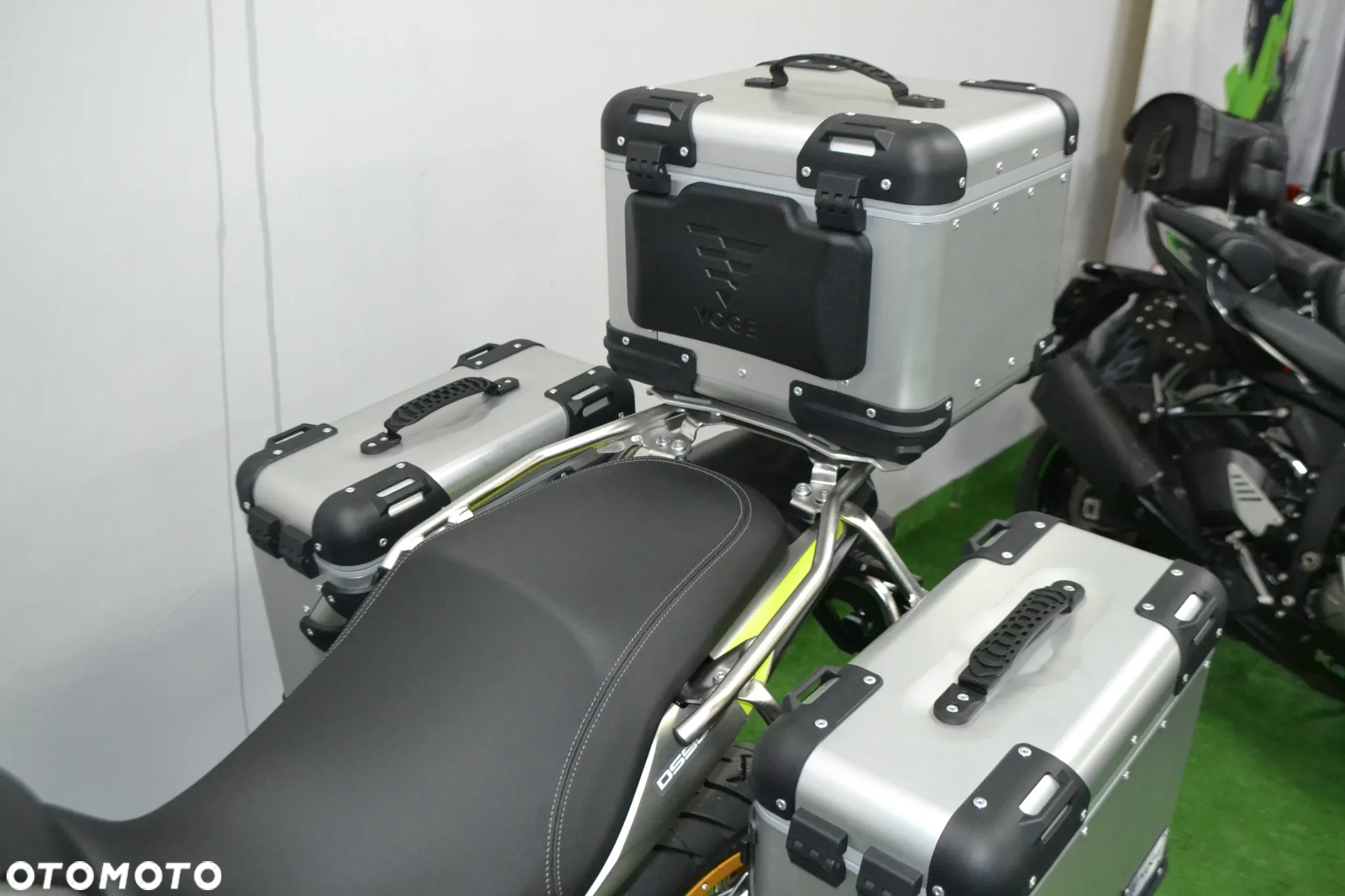 VOGE 900DSX - 17