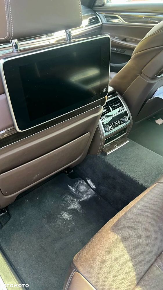 BMW Seria 7 740Ld xDrive - 16