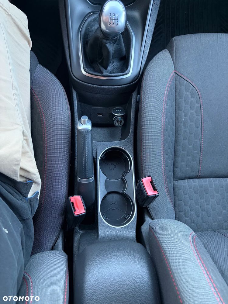 Ford Fiesta 1.0 EcoBoost ST-Line - 11