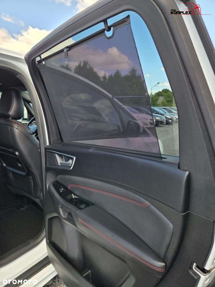 Ford S-Max - 30