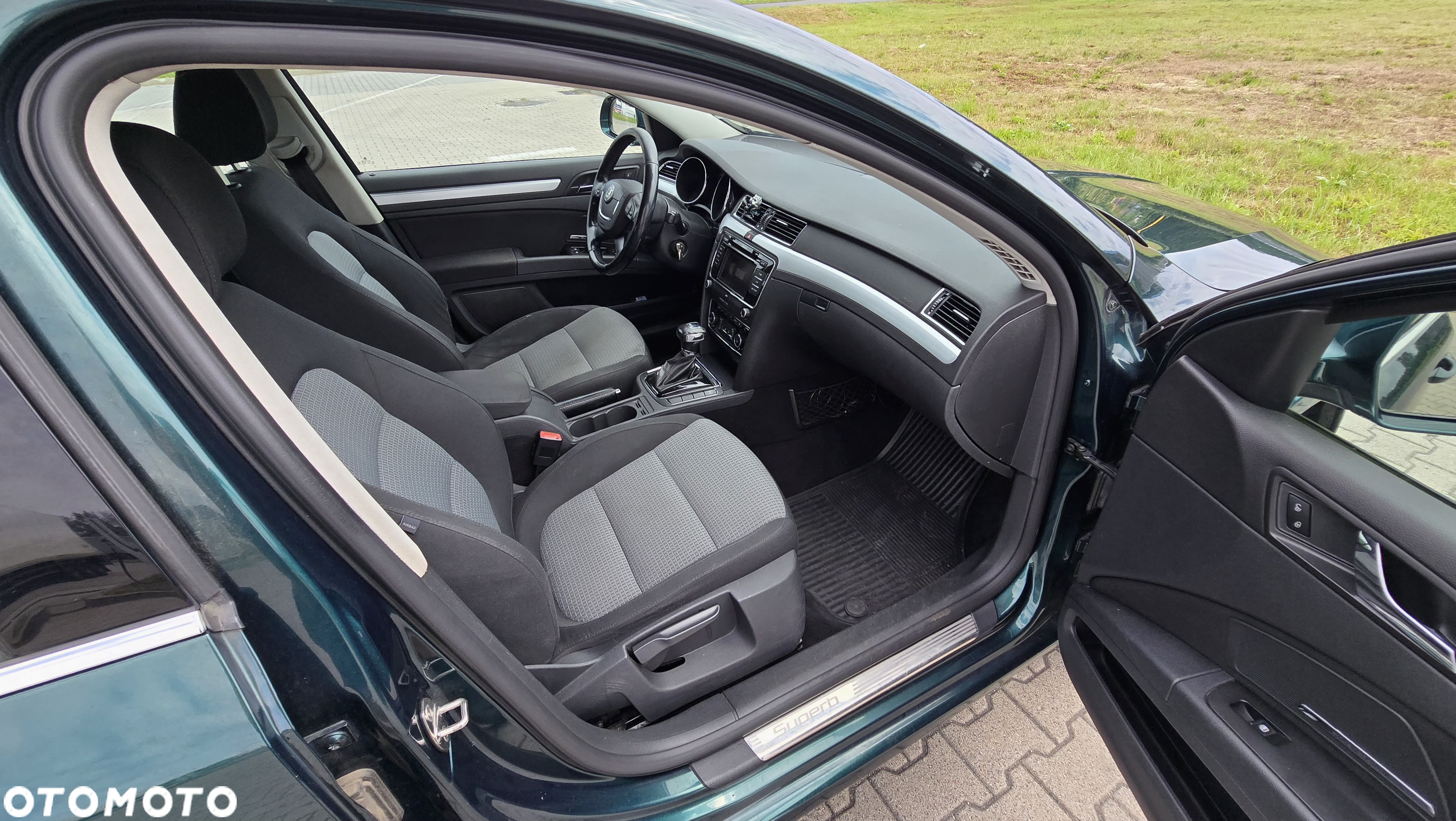 Skoda Superb 2.0 TDI Elegance DSG - 18