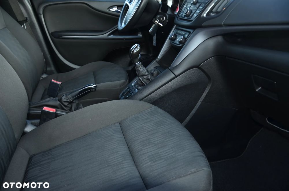 Opel Zafira Tourer 2.0 CDTI Edition - 27