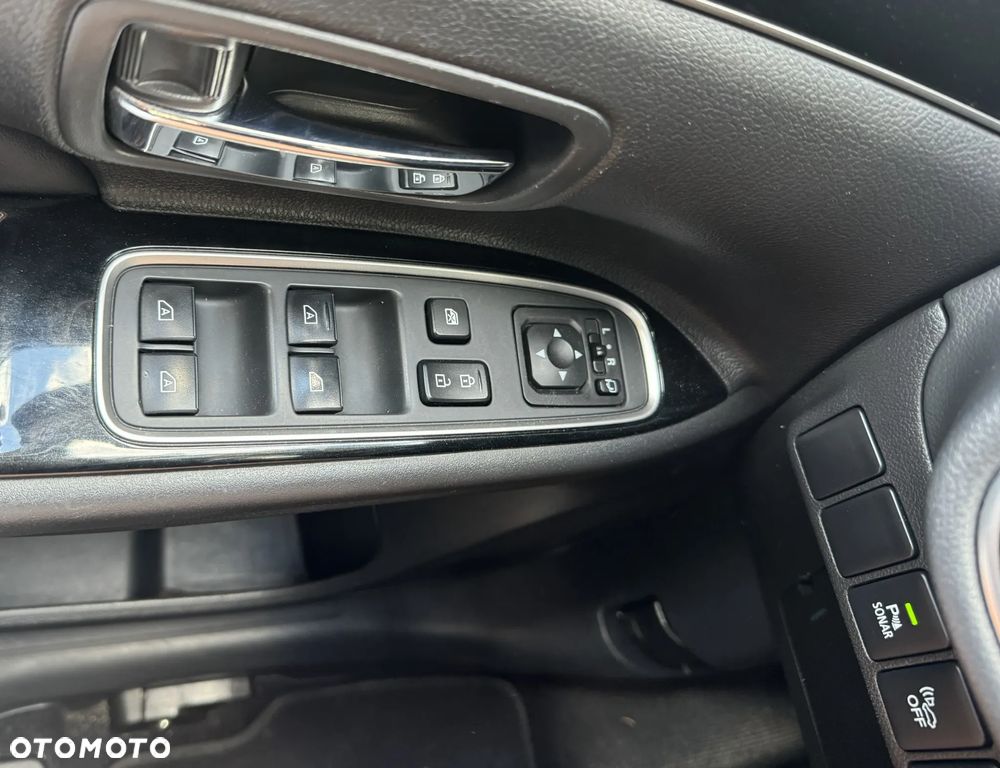 Mitsubishi Outlander 2.4 4WD Diamant+ - 20