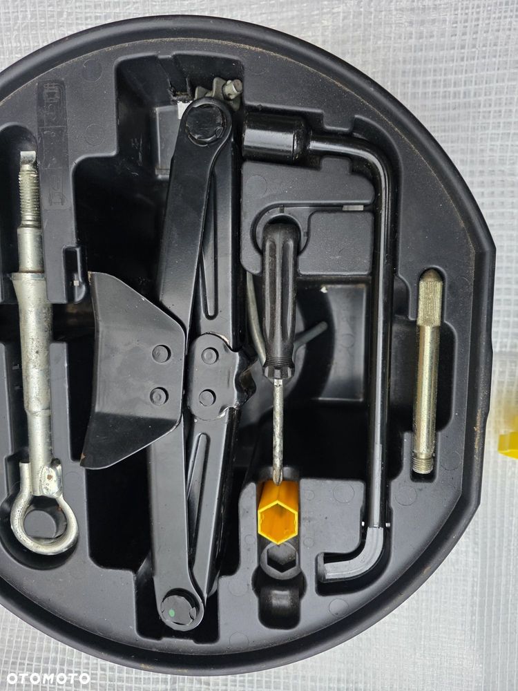 Zestaw kluczy lewarek ucho śrubokręt Citroen  C3 C4 Peugeot 307 208 - 6
