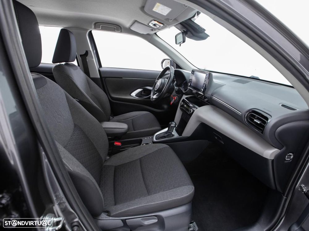 Toyota Yaris Cross 1.5 HDF Comfort - 8