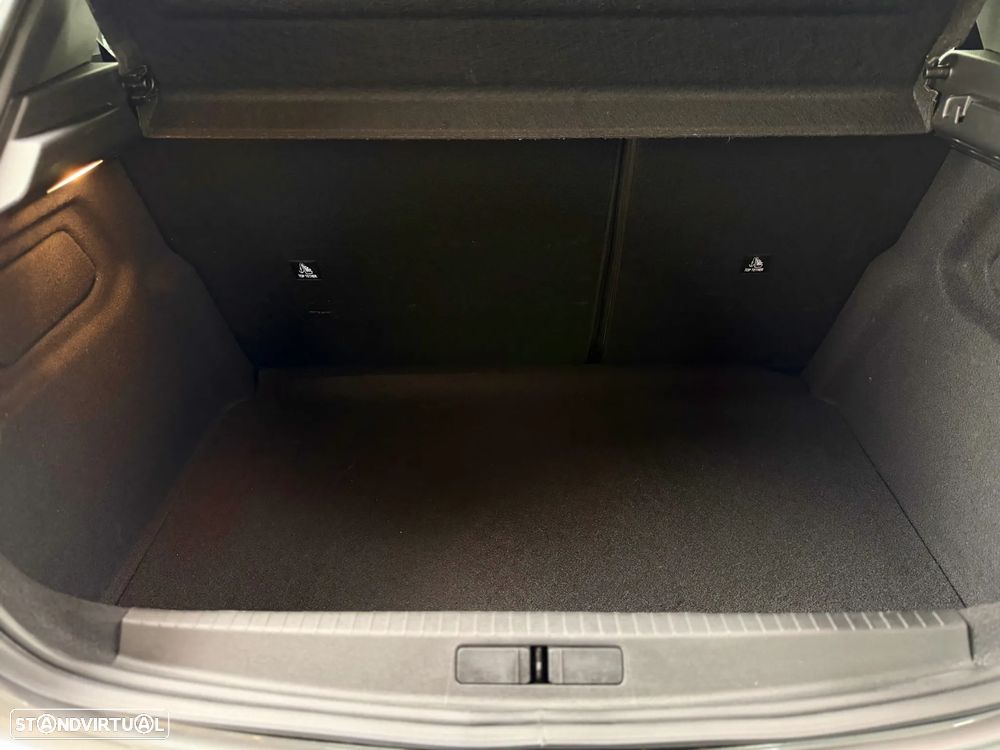 Peugeot 208 1.2 PureTech Allure - 24