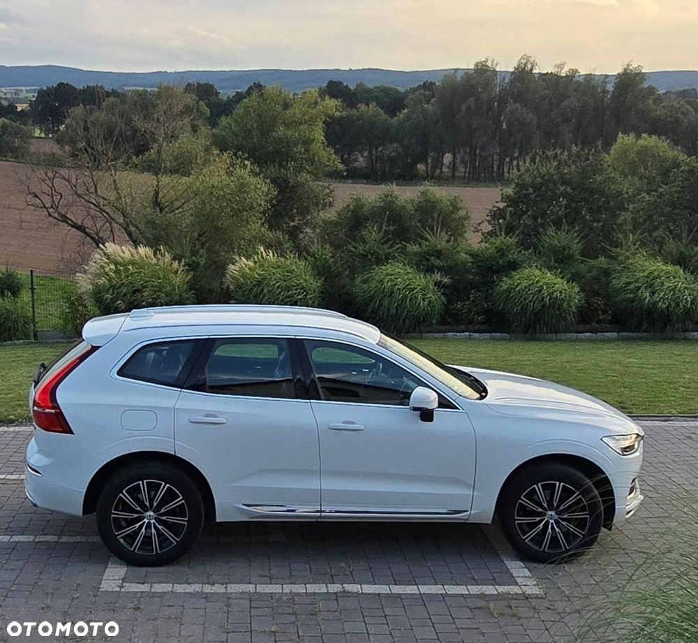 Volvo Xc 60 2019 photo 2