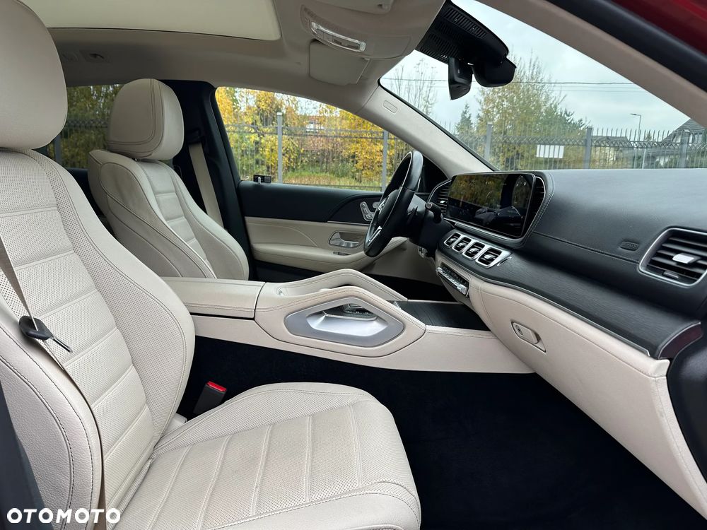 Mercedes-Benz GLE - 38