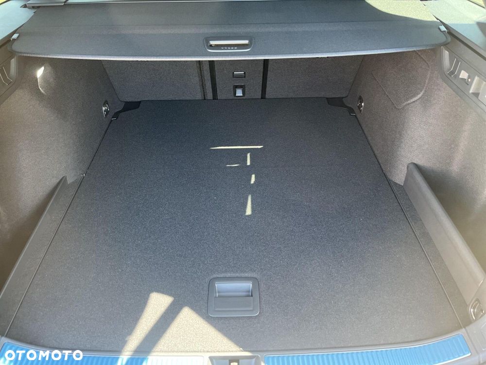 Volkswagen Passat 2.0 TSI 4Mot R-Line Plus DSG - 12