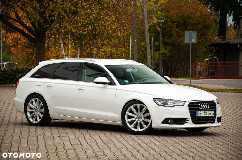 Audi A6 Avant 2011 photo 4