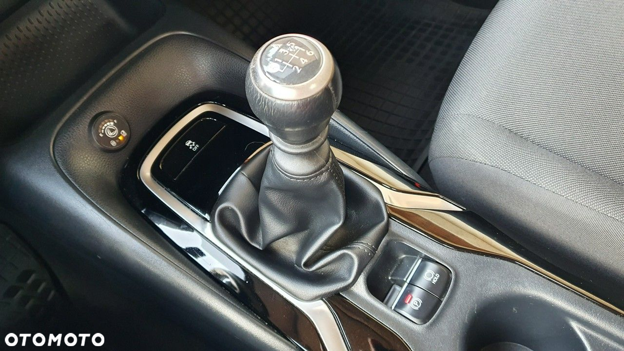 Toyota Corolla 1.6 Comfort - 35
