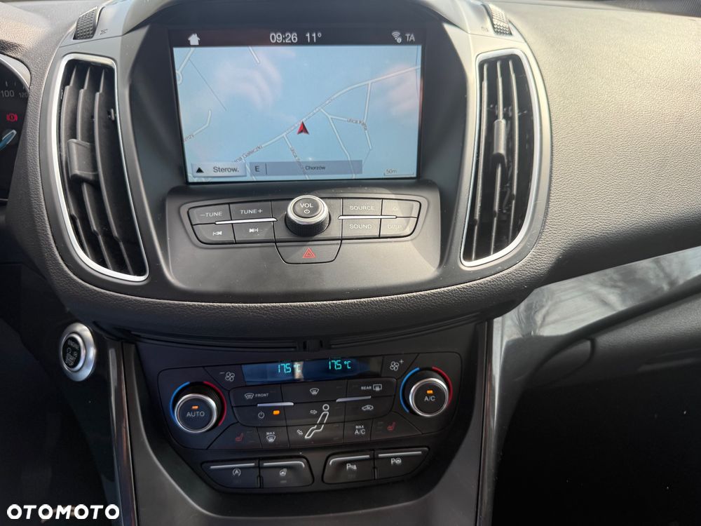 Ford C-MAX 1.0 EcoBoost Titanium ASS - 19