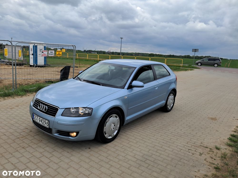 Audi A3 3-drzwiowe 1.6 Ambition - 14
