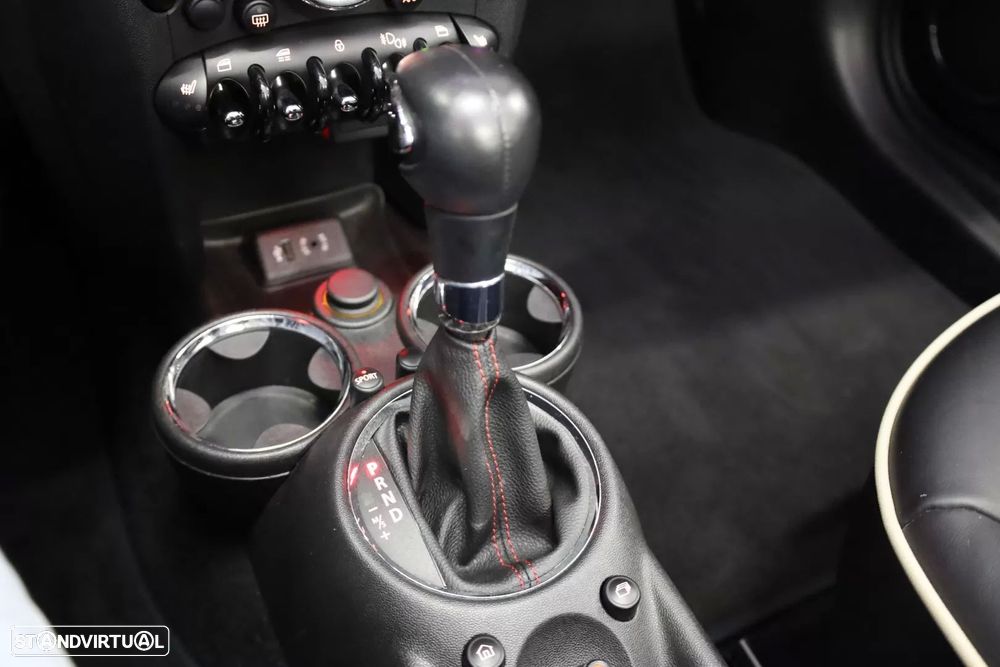 MINI Cabrio John Cooper Works Auto - 31