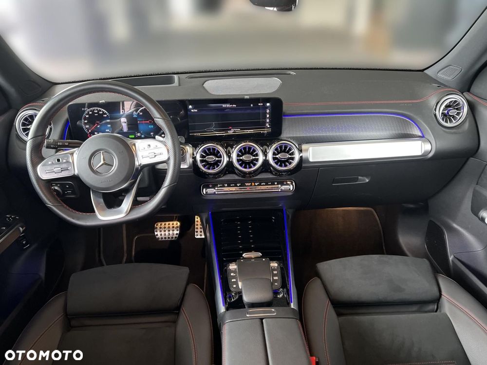 Mercedes-Benz EQB - 17