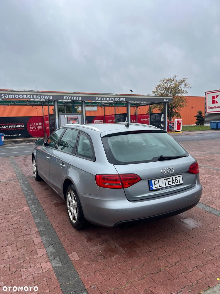 Audi A4 Avant - 2