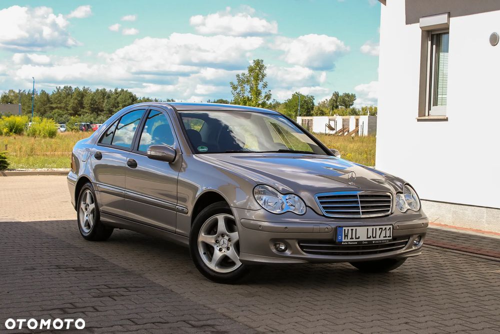Mercedes-Benz Klasa C 180 Kompressor Automatik Classic - 10