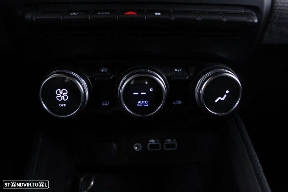 Mitsubishi Colt 1.0 MPI-T Invite - 28