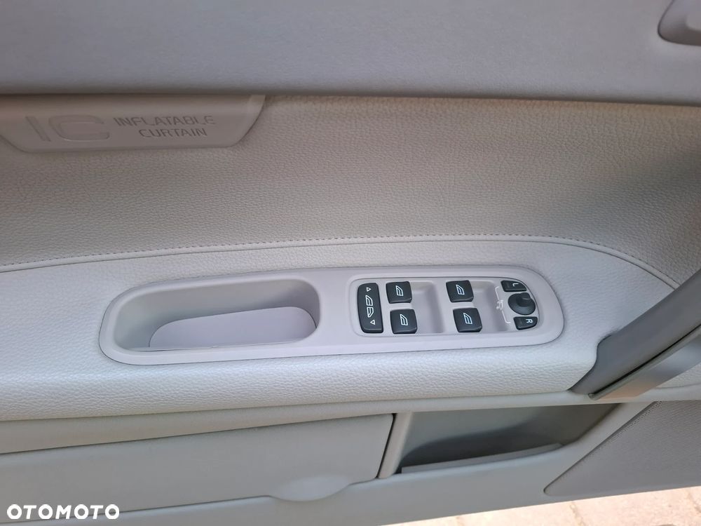 Volvo C70 T5 Summum - 18