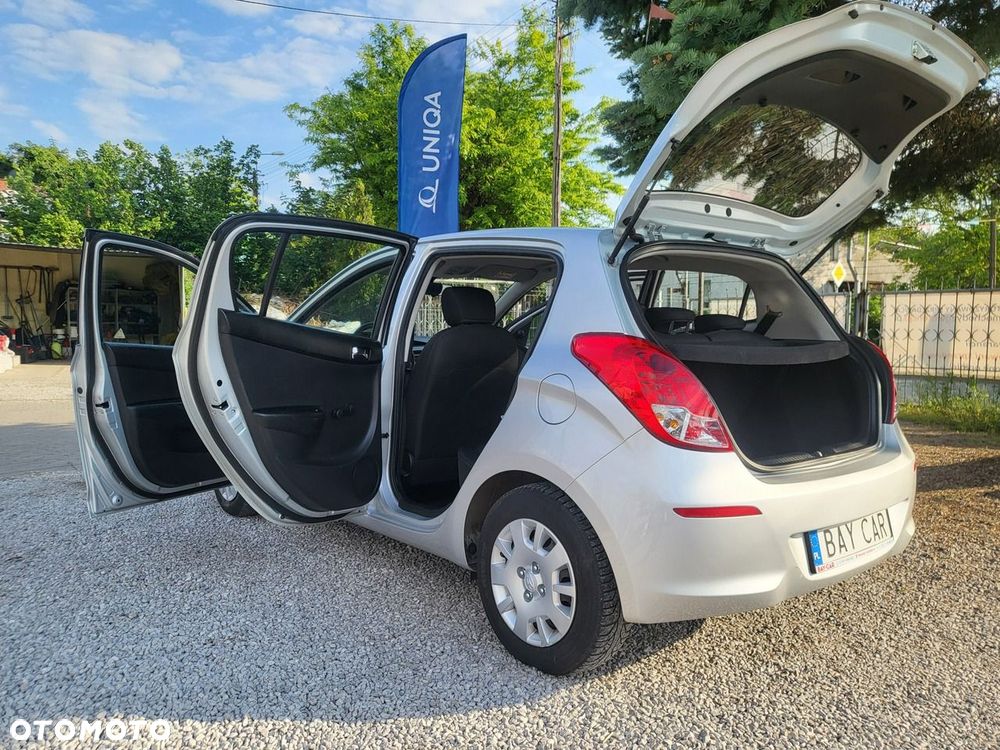 Hyundai i20 - 11
