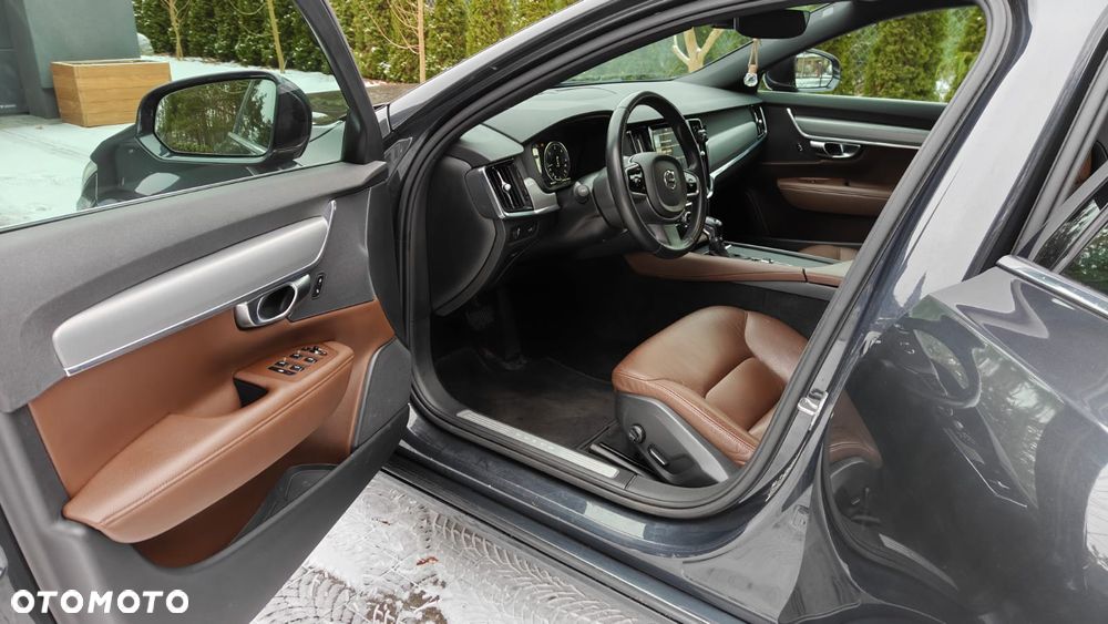 Volvo V90 D4 Geartronic Momentum - 11