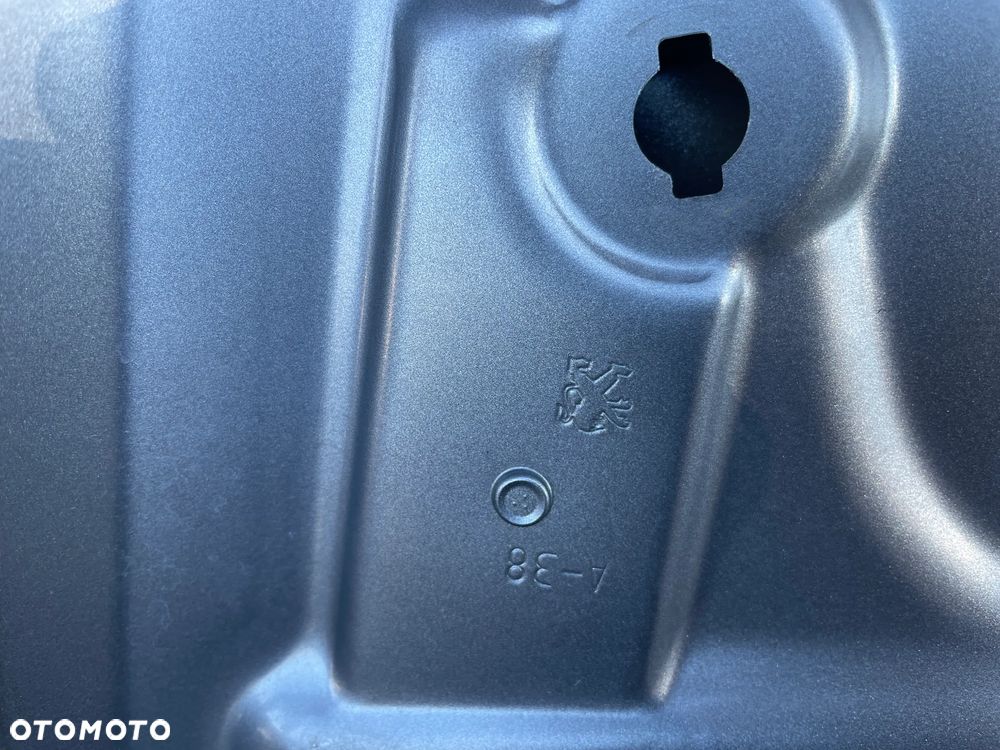 MASKA PEUGEOT 3008 II, 5008 II LIFT  2020-2024 -  F4M0 - 7