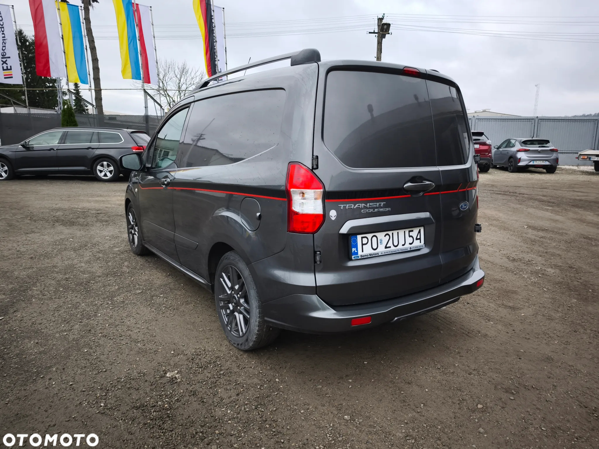 Ford TRANSIT COURIER SPORT - 7