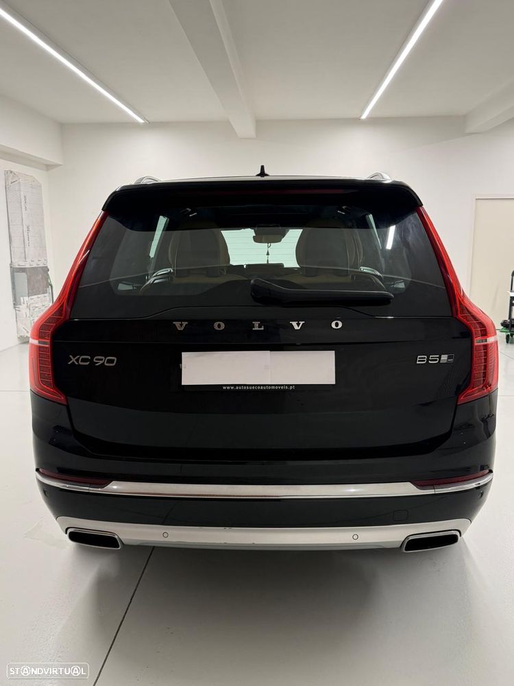 Volvo XC 90 - 10